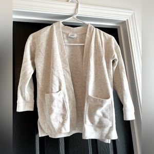 Girls Old Navy Cardigan. Great condition.